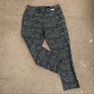 GAP Black & White Slim Crop Pants sz 4